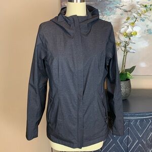 32 Degrees Cool Women’s Hooded Black Lightweight Rain/Wind Jacket Size M